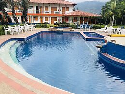 Finca Hotel La Rivera