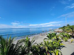 Bakasyunan Resort Zambales