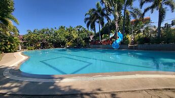 Bakasyunan Resort Zambales