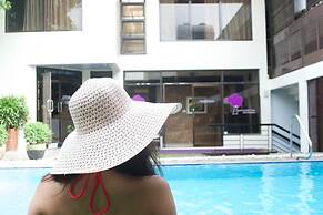 The Purple Tree Bed & Breakfast