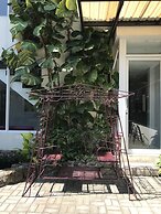 The Purple Tree Bed & Breakfast