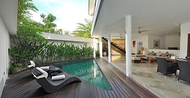 Villa La Sirena 4 by Nagisa Bali