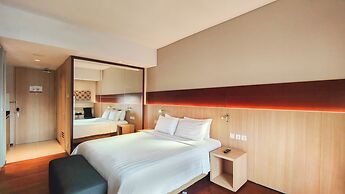 Ra Premiere Simatupang