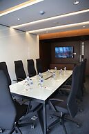 Ra Premiere Simatupang