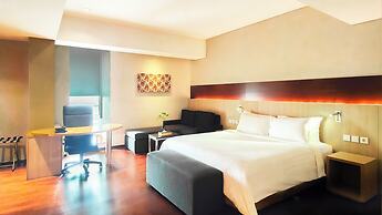 Ra Premiere Simatupang