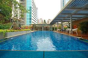 Ra Premiere Simatupang