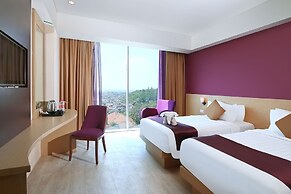 Grand Edge Hotel Semarang