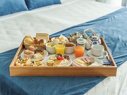 Hplus Vision Executive