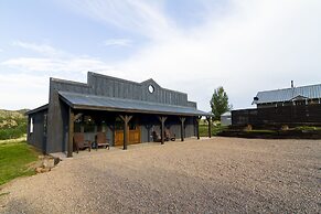 Hillside Colorado Cottages near Westcliffe
