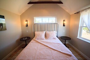 Hillside Colorado Cottages near Westcliffe