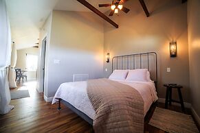 Hillside Colorado Cottages near Westcliffe