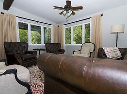 Hillside Colorado Cottages near Westcliffe