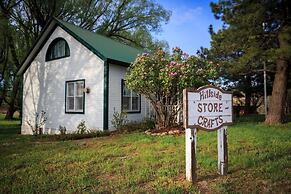 Hillside Colorado Cottages near Westcliffe