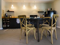 Hillside Colorado Cottages near Westcliffe