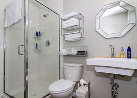 Hillside Colorado Cottages near Westcliffe