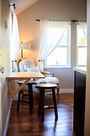 Hillside Colorado Cottages near Westcliffe