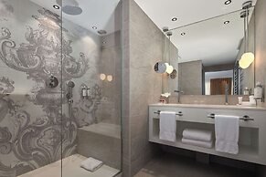 Hôtel La Lanterne & Spa By Timhotel