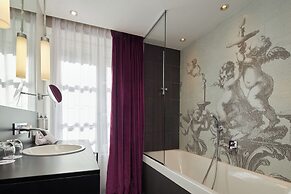 Hôtel La Lanterne & Spa By Timhotel