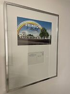 Rainbow Motel
