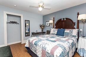 Ambiance by the Falls B&B