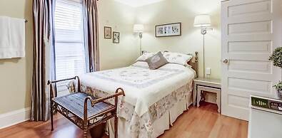 Ambiance by the Falls B&B