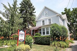 Ambiance by the Falls B&B