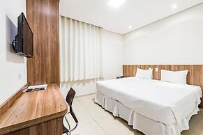 Serata Hotel