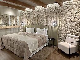 Serata Hotel