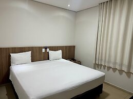 Serata Hotel