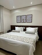 Serata Hotel