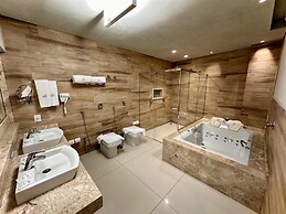 Serata Hotel