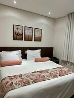 Serata Hotel