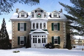 Spruceholme Inn