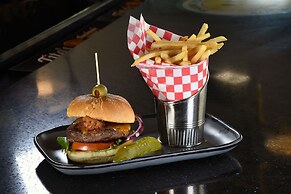 Wyndham Garden Lake Buena Vista – Disney Springs® Area