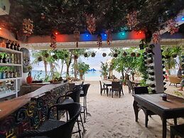 Kaiyana Boracay Beach Resort