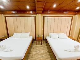 Kaiyana Boracay Beach Resort