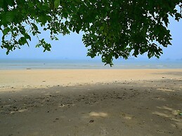 Klong Muang Sunset Hotel