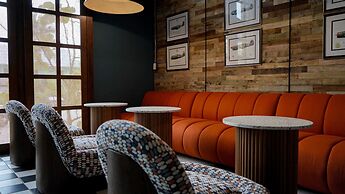 Sugar Marina Hotel - AVIATOR - Phuket Airport