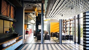 Sugar Marina Hotel - AVIATOR - Phuket Airport