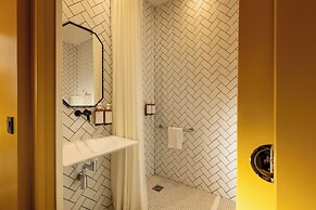 COQ Hotel Paris
