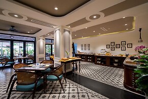 Mulberry Collection Silk Village