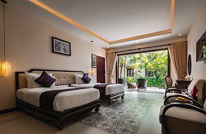 Mulberry Collection Silk Village