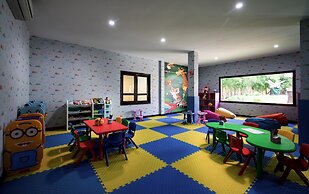 Mulberry Collection Silk Village