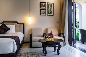 Mulberry Collection Silk Village