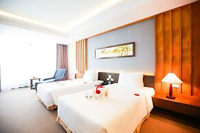 Muong Thanh Luxury Nhat Le Hotel