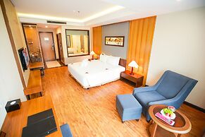 Muong Thanh Luxury Nhat Le Hotel