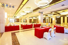 Muong Thanh Luxury Nhat Le Hotel