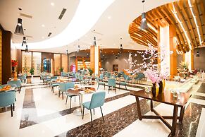 Muong Thanh Luxury Nhat Le Hotel