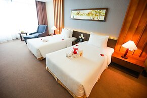 Muong Thanh Luxury Nhat Le Hotel