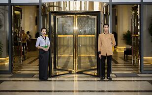 Muong Thanh Luxury Nhat Le Hotel